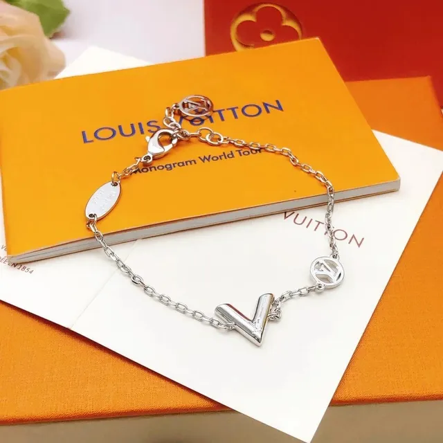 Louis Vuitton Chain Bracelet Monogram World Tour