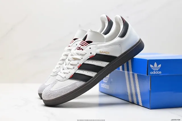 Adidas Samba