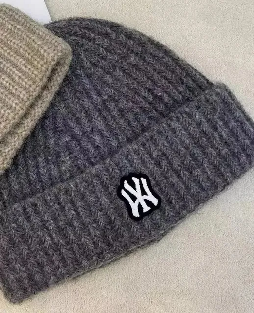 MLB Beanie NY Yankees Logo