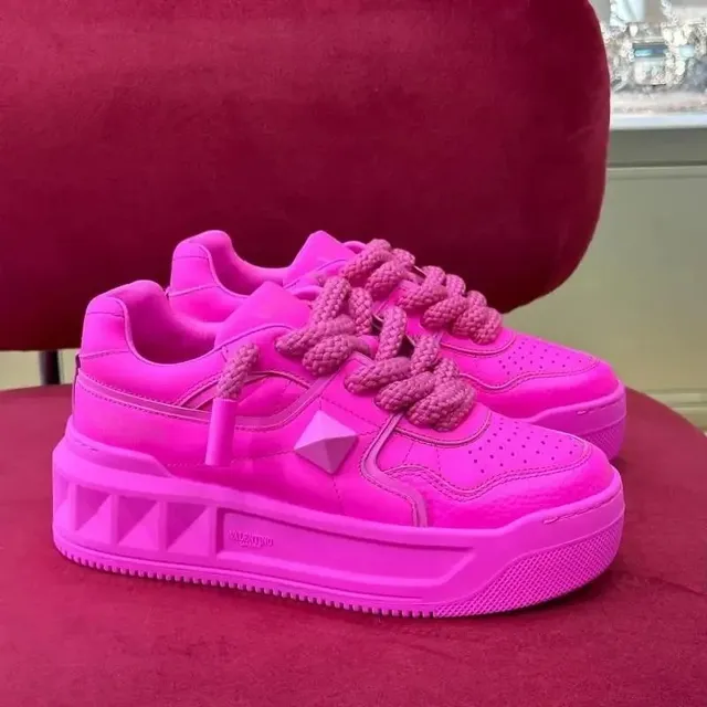 Valentino Speed Trainer Pink