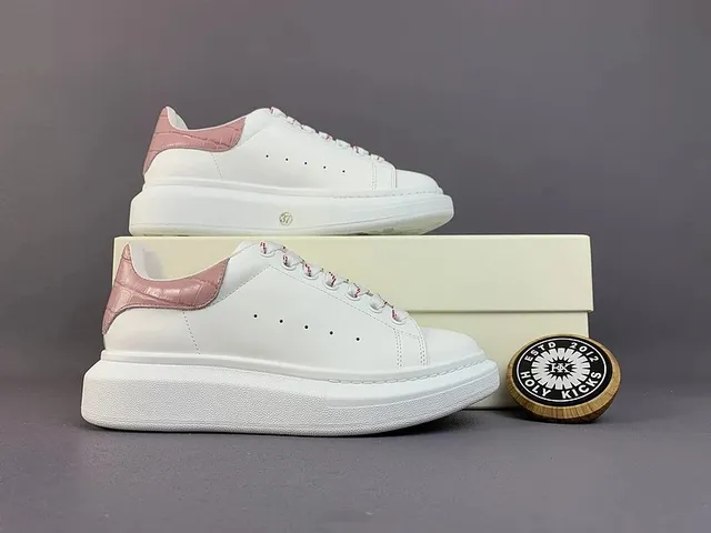 Alexander McQueen Oversized Sneaker