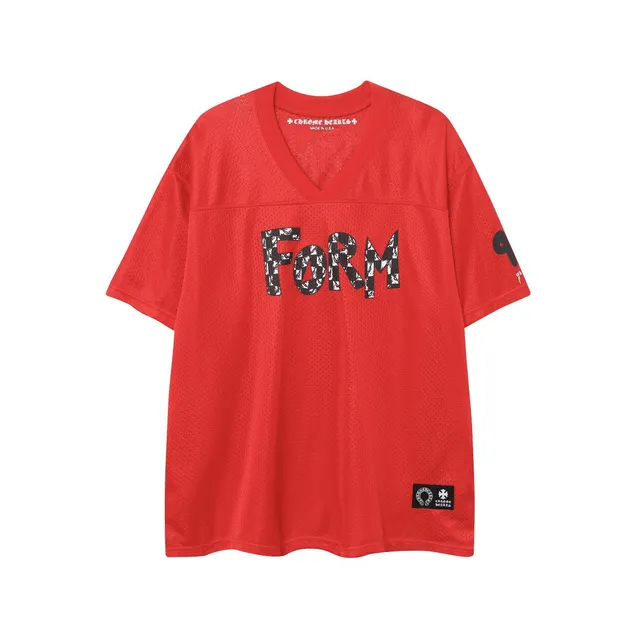 Ice hockey outfit with red short sleeves