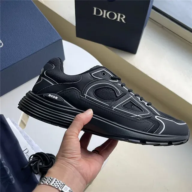 Dior sneakers