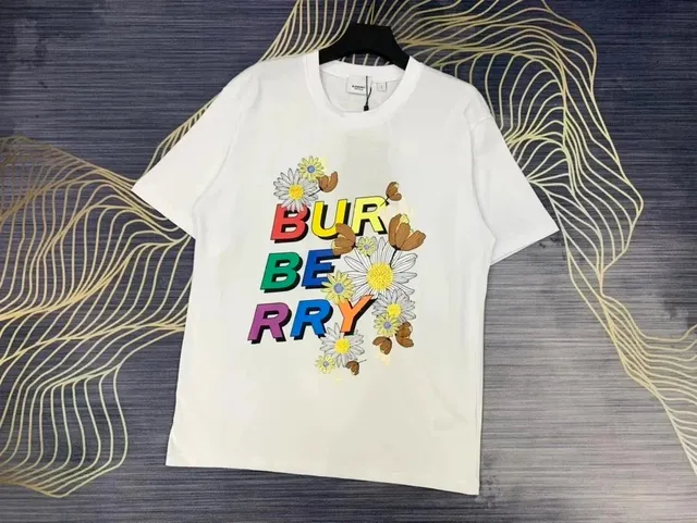 Burberry Graphic T-Shirt Floral Logo Print