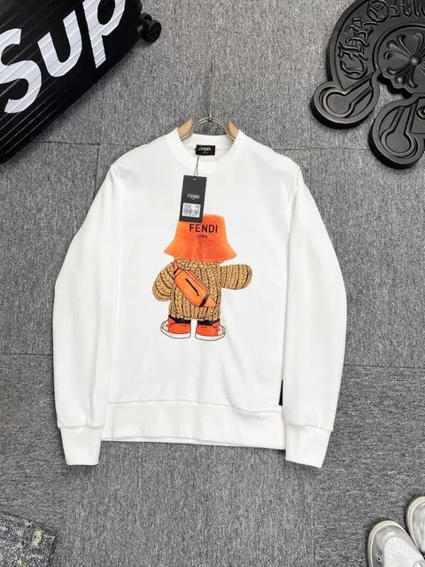 Fendi Crewneck Sweatshirt Bear Print