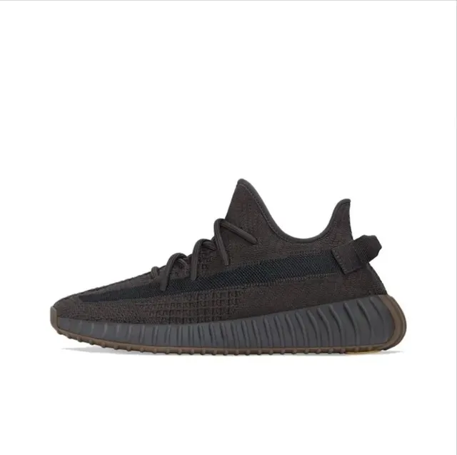 Yeezy sneakers Zebra