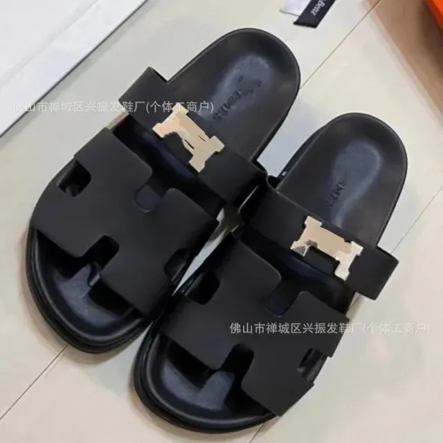 Hermès Oran Sandal Black with Gold Hardware