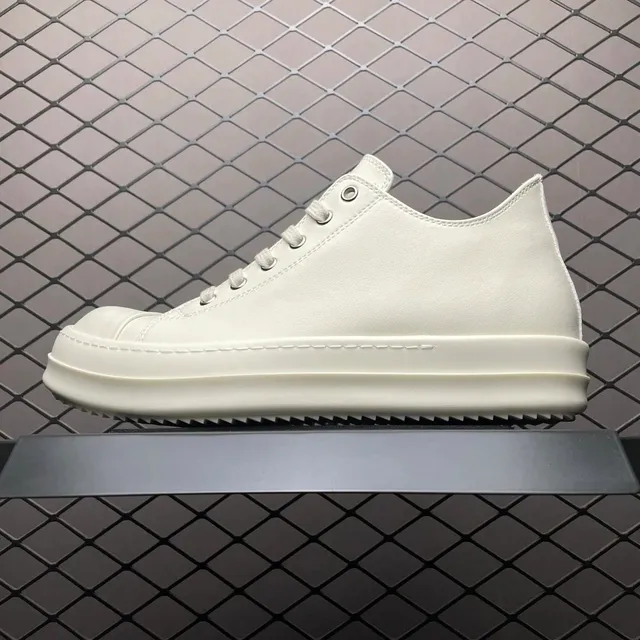 纯白低帮皮面细鞋带