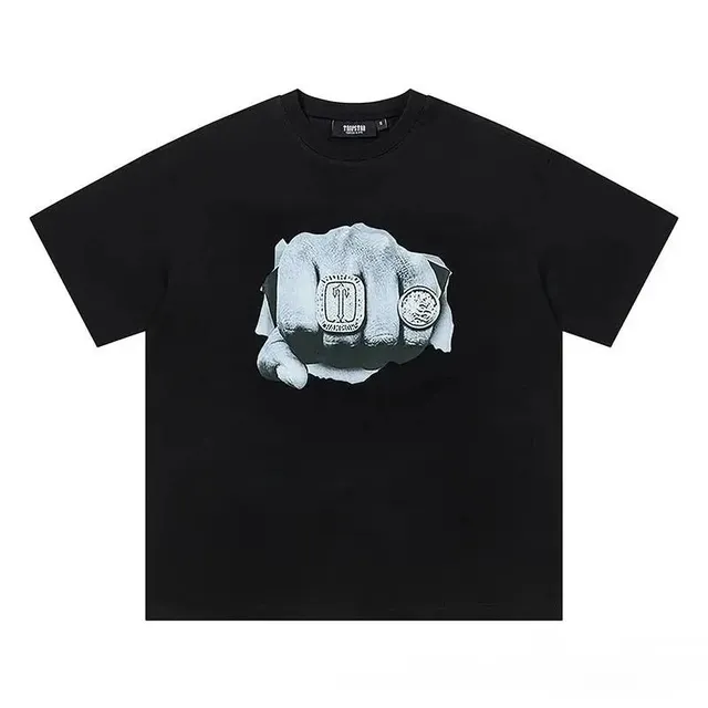 Graphic T-Shirt Fist Print