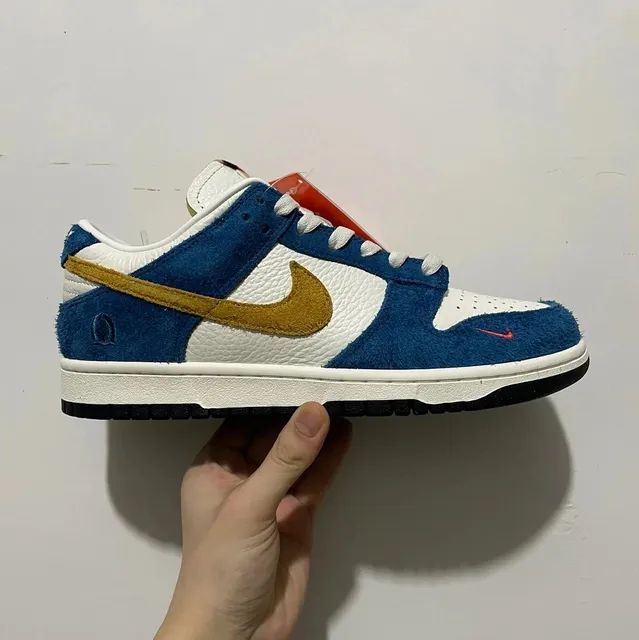 Nike × Travis Scott Dunk Low Reverse Mocha