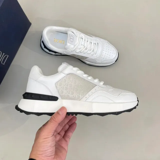 Dior B22 White