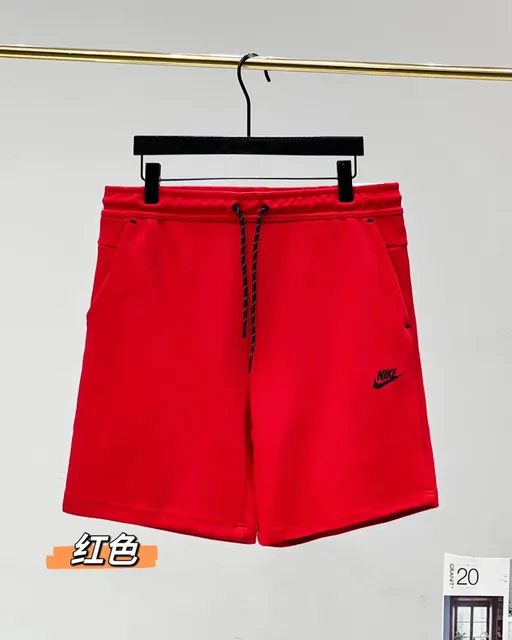 Nike Tech Fleece Shorts Solid Red