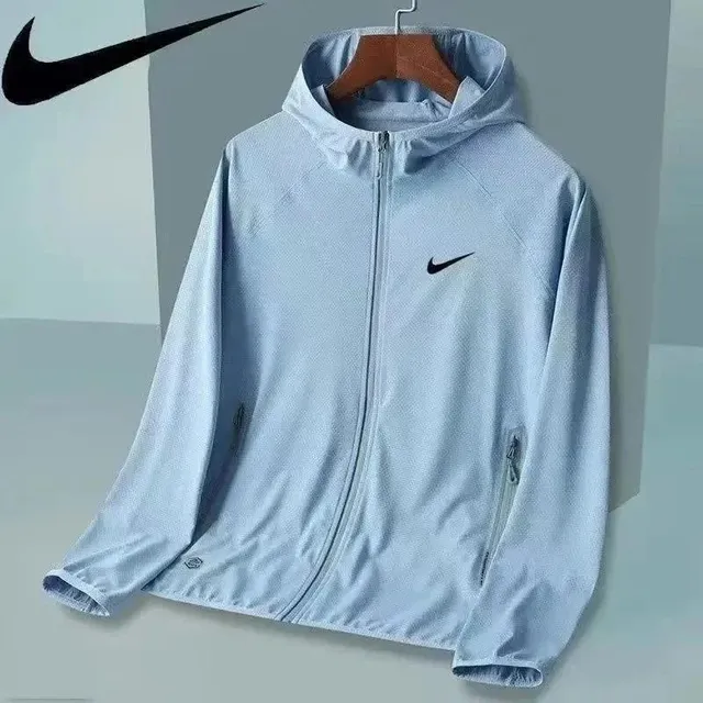 Nike Hooded Windbreaker Light Blue
