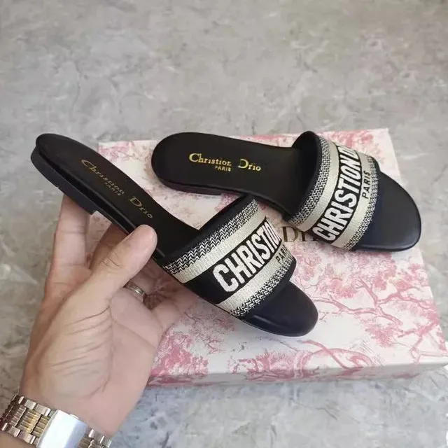 Dior B22 Slide Logo Strap