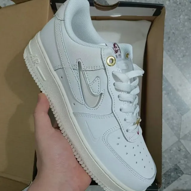 Nike Air Force 1 Low Triple White