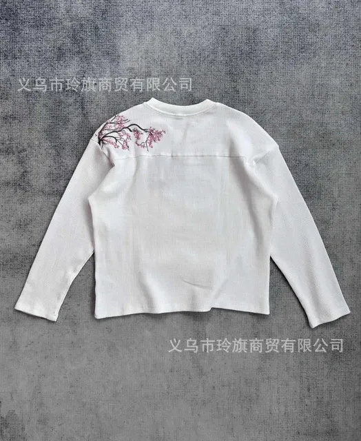 CH0640白色刺绣长袖T现货0.26