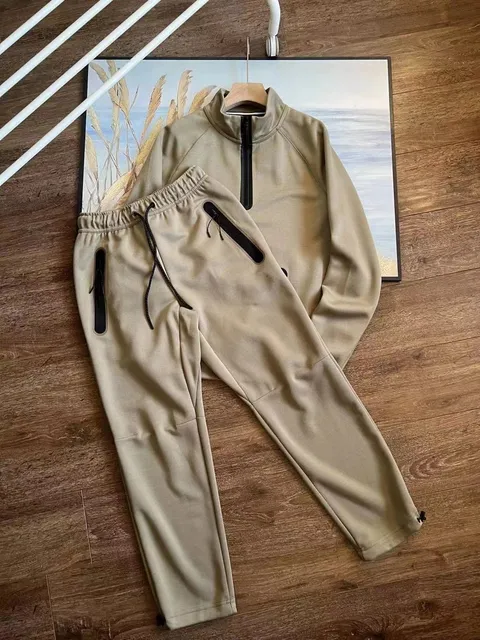 Nike Tech Fleece Set