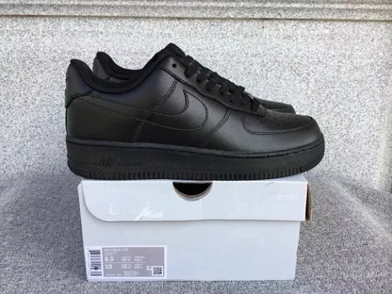 Nike Air Force 1 Low Triple Black