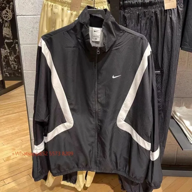 Nike Windrunner Jacket Black/White