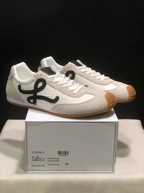 Loewe Ballet Runner