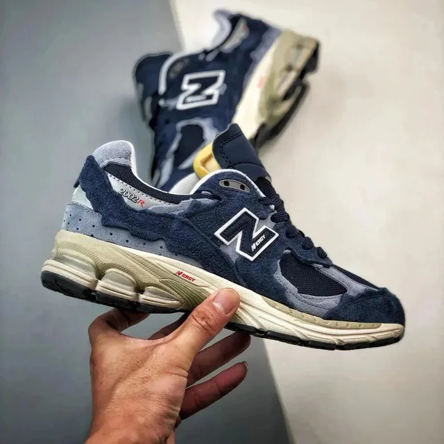 New Balance 2002R Navy Grey Beige