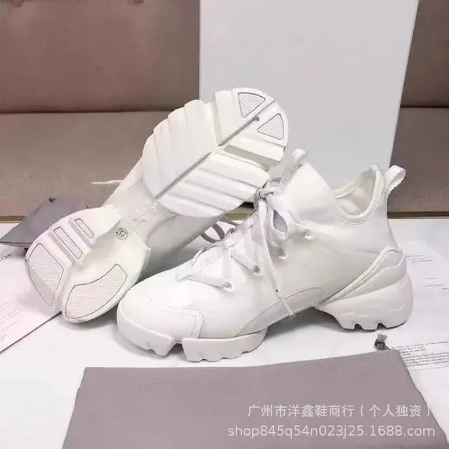 Balenciaga Triple S Triple White