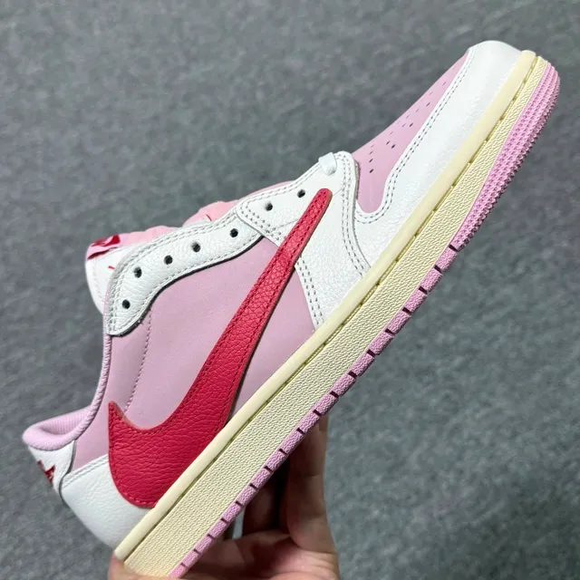AJ1 TS11.0粉红IQ7604-101