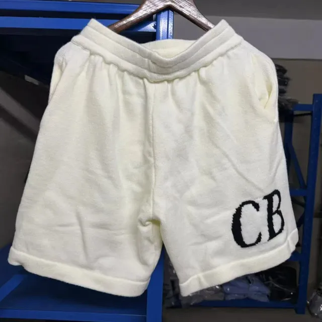 CB米白色毛线短裤