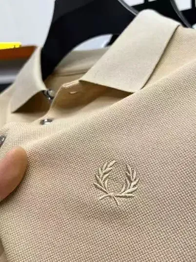 Khaki gold label