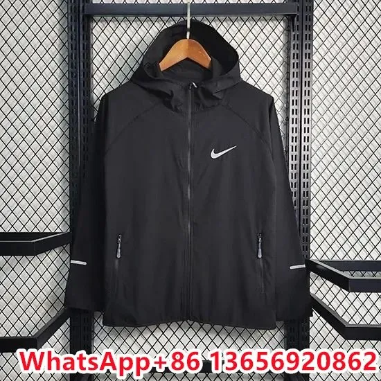 Nike Windrunner Jacket Black