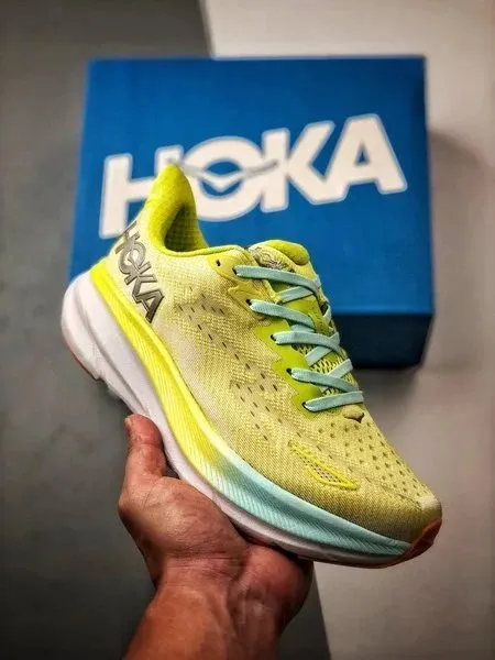 Hoka Clifton