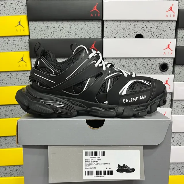 1090黑白
