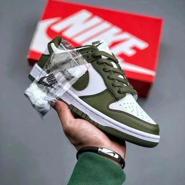 Nike Dunk Low Olive