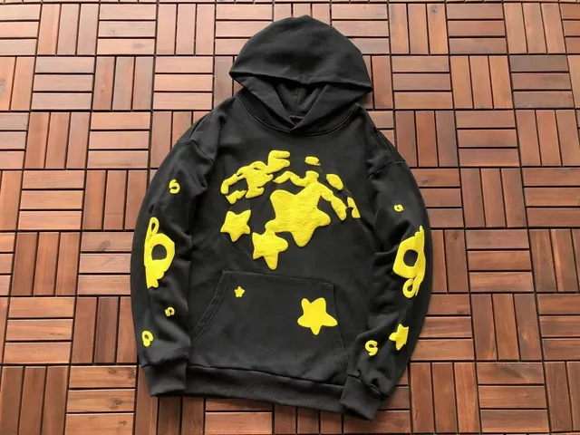 Fear of God Essentials Star Appliqué Hoodie
