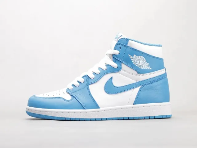 Air Jordan 1 High University Blue