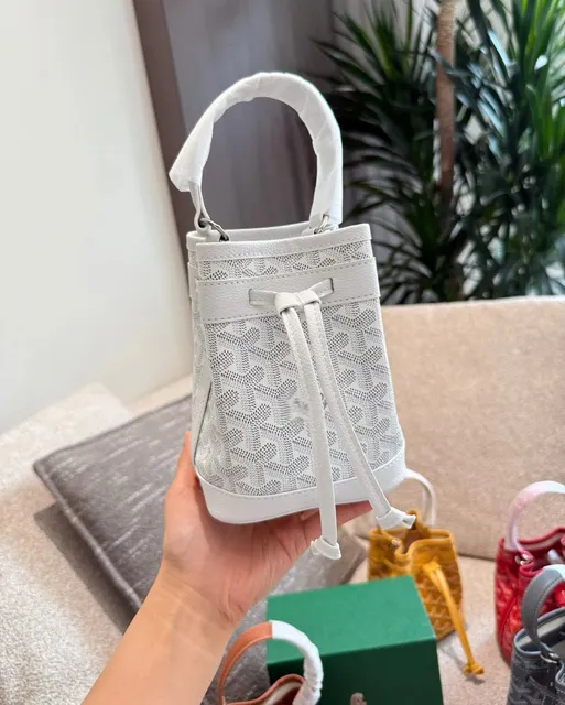 Goyard St. Louis Bucket Bag White Goyardine Canvas