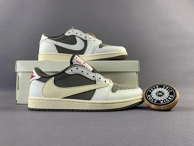 Travis Scott Air Jordan 1 Low Cactus Jack