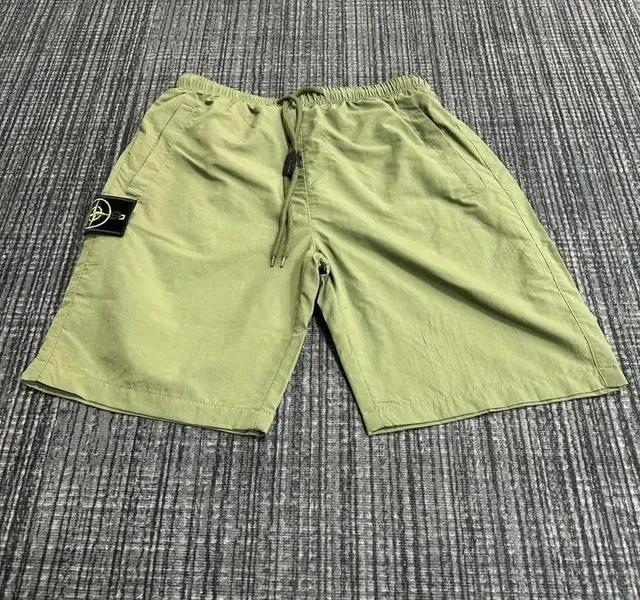 Stone Island Shorts Olive Green