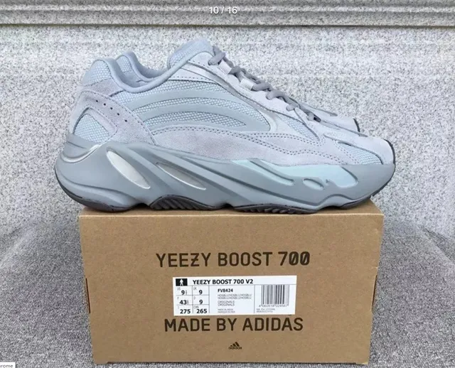 Yeezy Boost 700 V2 Static