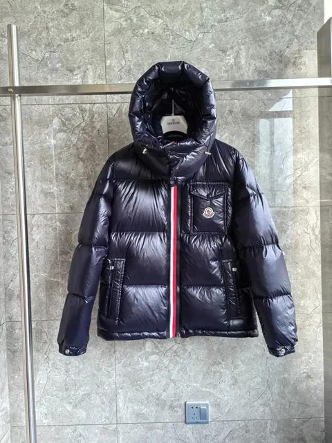 Moncler Maya Classic Logo