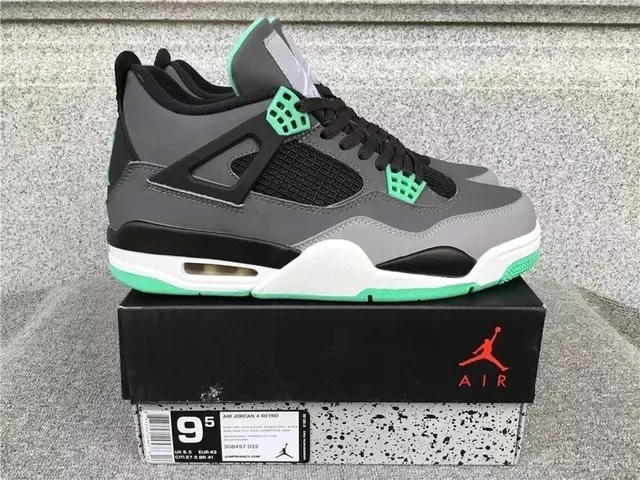 Air Jordan 4 Retro Military Green