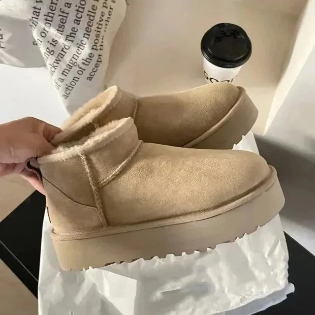 UGG boots Shearling Lined