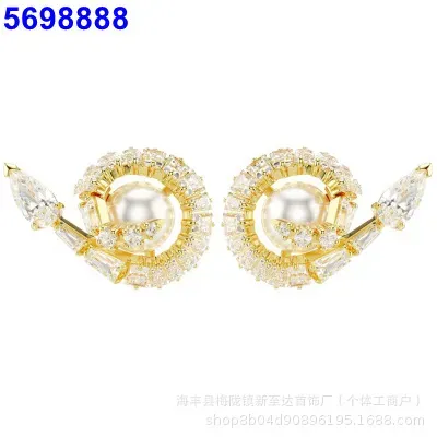 Snake pearl gold stud earrings