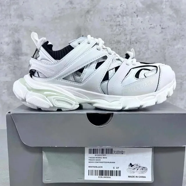 Balenciaga Triple S White/Black