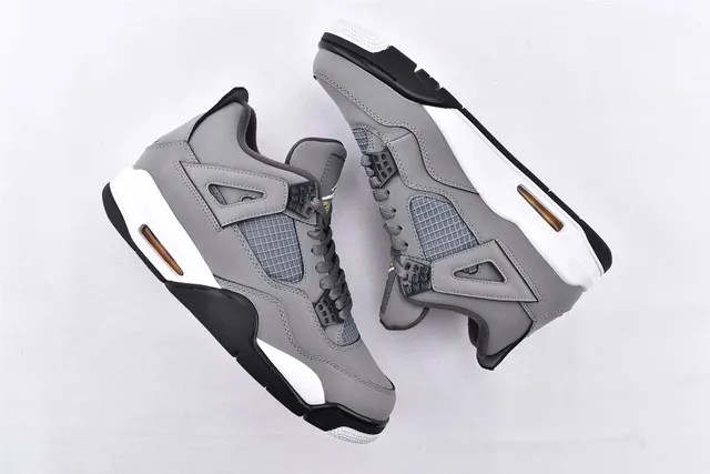Air Jordan 4 Cool Grey