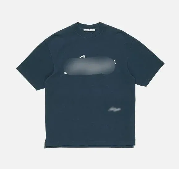 Maison Margiela T-Shirt Oversized with Distressed Print