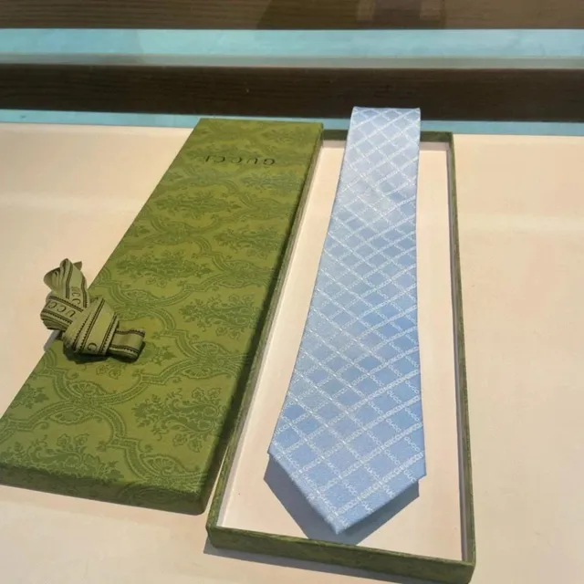 Gucci Silk Tie Diamond Pattern