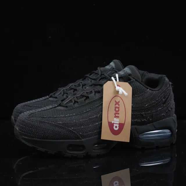 Max 95 'Black' HM4743-001