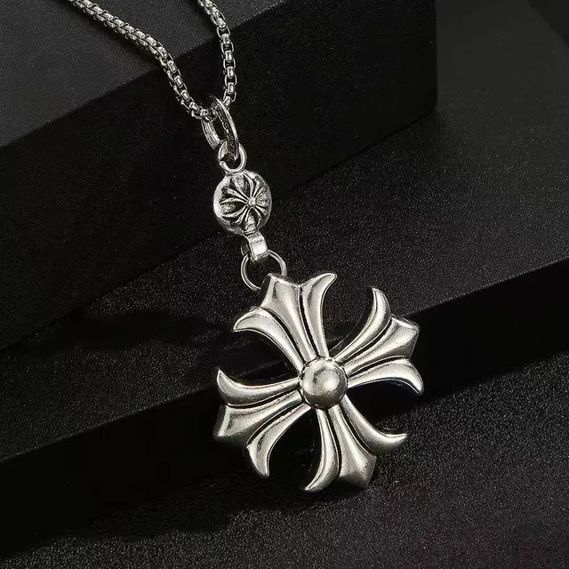 Chrome Hearts Cross Pendant Silver
