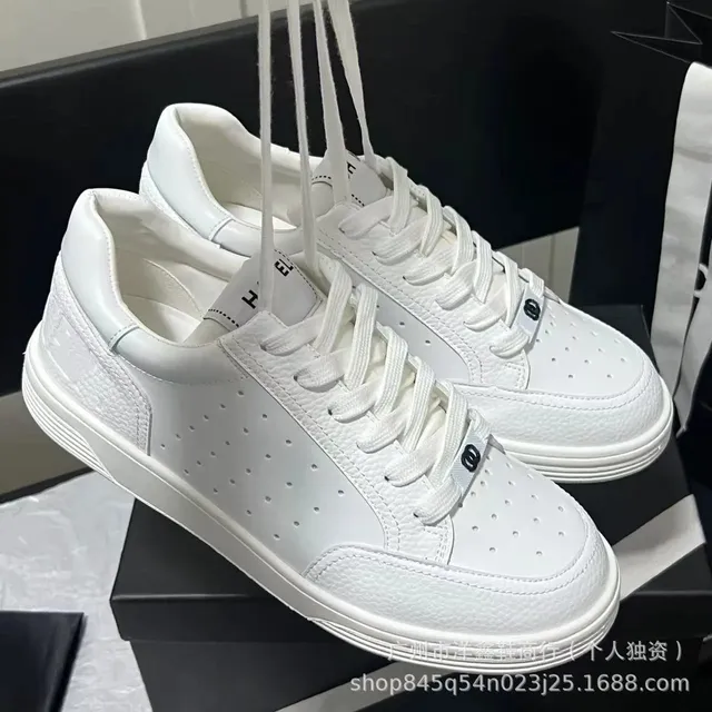 Chanel Sneaker Triple White